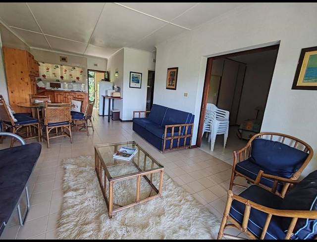 2 BEDROOM APARTMENT FOR SALE IN RENNIES BEACH